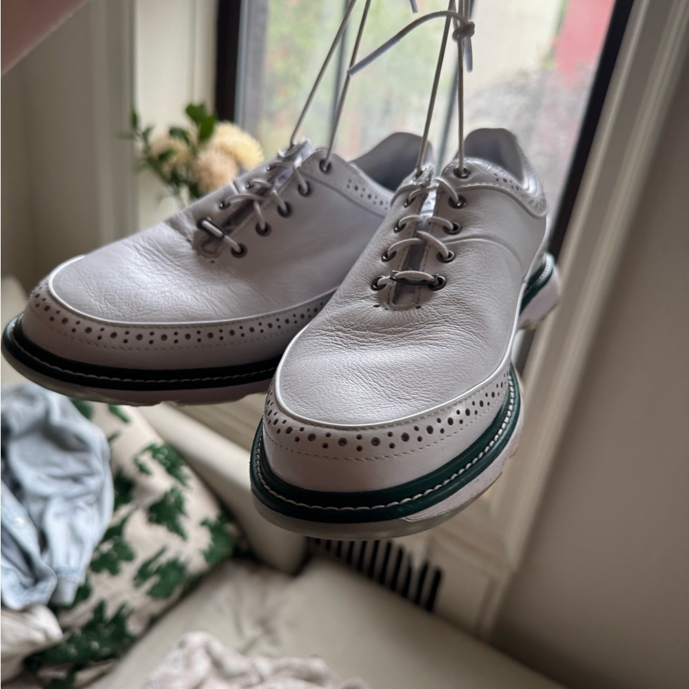 White and Green Oxford Shoes with Modern Sole